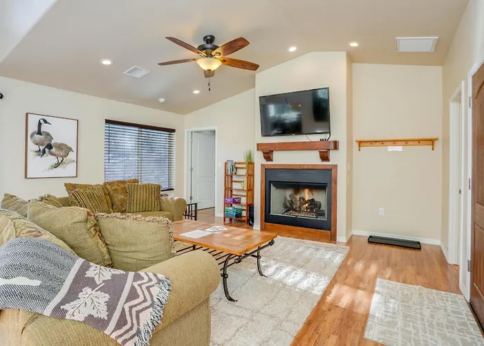 Holiday home 4 Mi To Hiking! W/ Furnished Patio Prescott